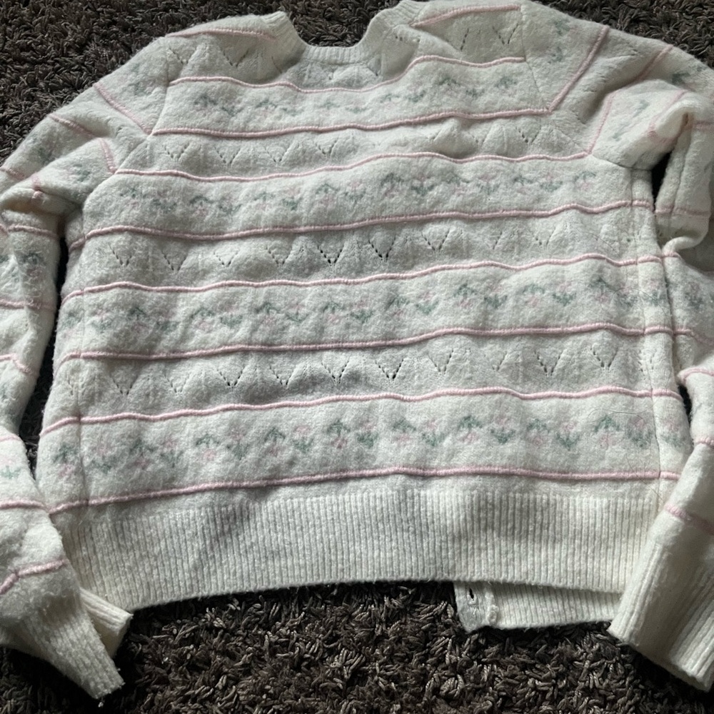 Hollister Floral Cardigan - Picture 4 of 4